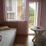 Guest house Guest Rusalka Kranevo