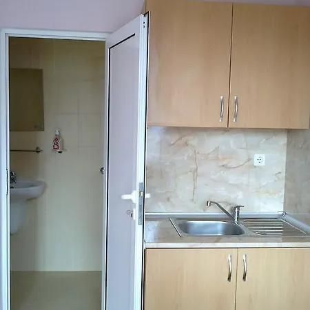 ゲストハウス Guest Rusalka *